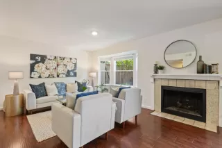 Photo #4: ML82004818 Listing 