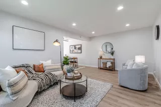 Photo #5: ML82004834 Listing 