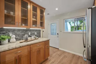 Photo #6: ML82004902 Listing 