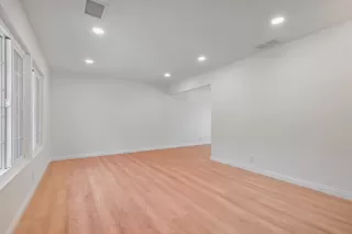 Photo #6: ML82005009 Listing