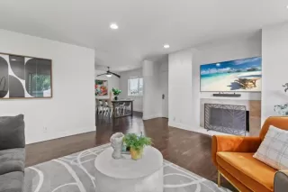 Photo #5: ML82005105 Listing 