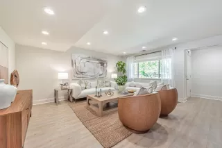 Photo #2: ML82005142 Listing 