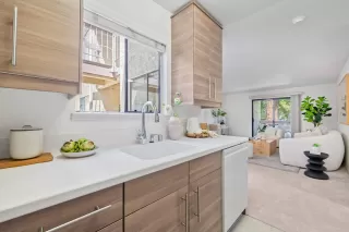 Photo #6: ML82005217 Listing 