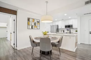 Photo #4: ML82005267 Listing 