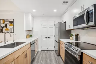 Photo #6: ML82005267 Listing 