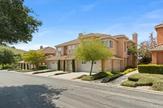 Photo #2: ML82005301 Listing