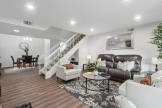 Photo #4: ML82005385 Listing 