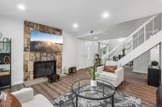 Photo #5: ML82005385 Listing 