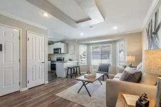 Photo #4: ML82005446 Listing