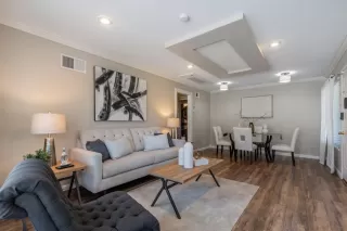 Photo #5: ML82005446 Listing