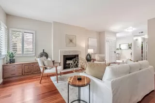 Photo #4: ML82005464 Listing 