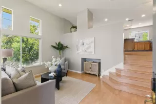 Photo #5: ML82005465 Listing