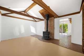 Photo #5: ML82005605 Listing 