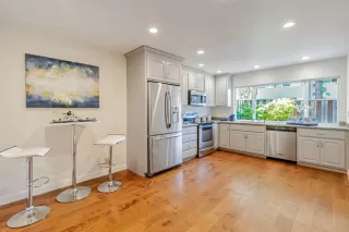 Photo #6: ML82005776 Listing 