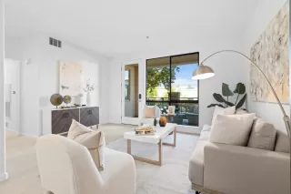 Photo #3: ML82005801 Listing