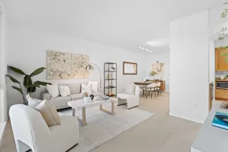 Photo #4: ML82005801 Listing