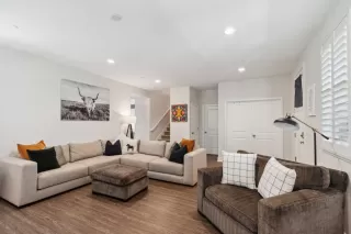 Photo #4: ML82005818 Listing