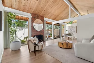 Photo #3: ML82005828 Listing 