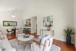 Photo #6: ML82005854 Listing