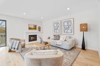 Photo #2: ML82005885 Listing