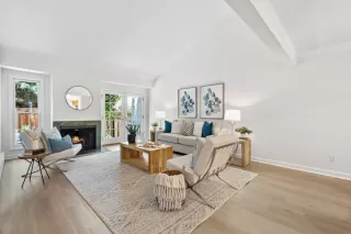 Photo #5: ML82005914 Listing