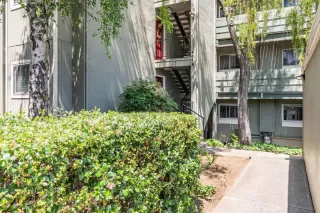 More Details about MLS # ML82005920 : 4016 FARM HILL BLVD 207