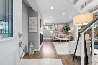 Photo #4: ML82006048 Listing 