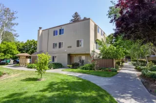 Photo #4: ML82006069 Listing 