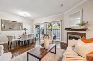 Photo #5: ML82006102 Listing 