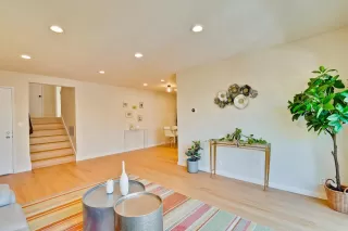 Photo #5: ML82006173 Listing