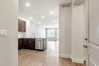 Photo #3: ML82006237 Listing 