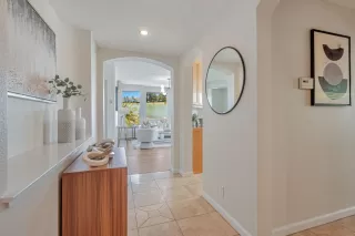 Photo #2: ML82006275 Listing