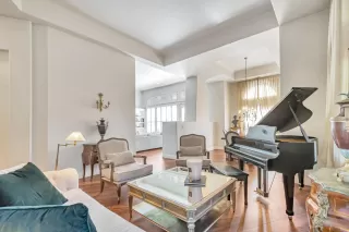 Photo #5: ML82006315 Listing