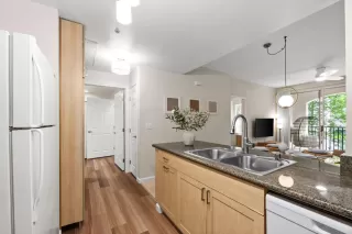 Photo #5: ML82006323 Listing