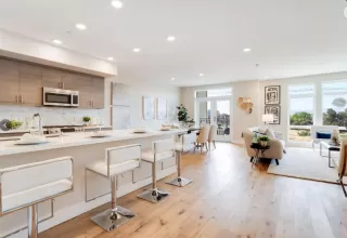 Photo #4: ML82006398 Listing