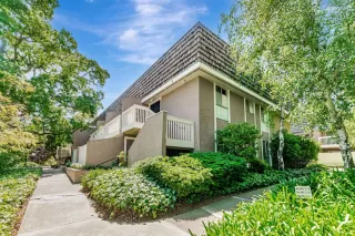 Photo #4: ML82006434 Listing