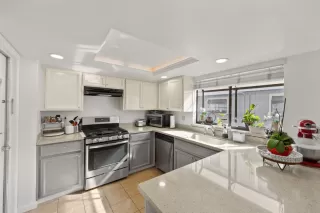 Photo #5: ML82006572 Listing 