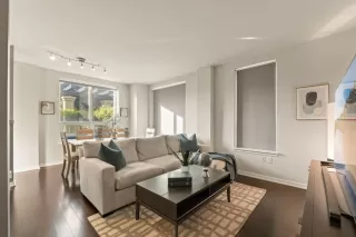 Photo #2: ML82006588 Listing 