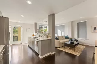 Photo #3: ML82006588 Listing 