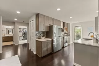 Photo #6: ML82006588 Listing 