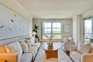 Photo #5: ML82006636 Listing 