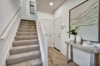 Photo #5: ML82006668 Listing