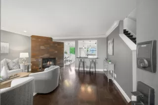 Photo #6: ML82006774 Listing 