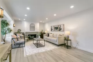 Photo #4: ML82006808 Listing 