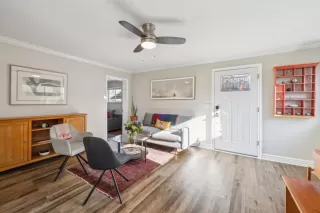 Photo #4: ML82006865 Listing