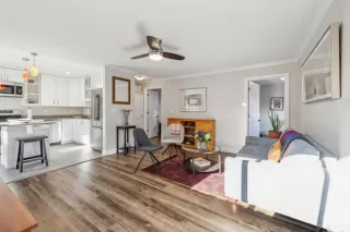 Photo #5: ML82006865 Listing