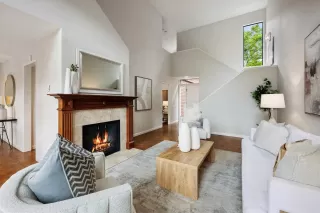 Photo #2: ML82006868 Listing