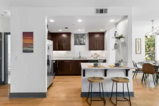 Photo #6: ML82006942 Listing