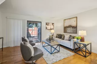 Photo #3: ML82006976 Listing 