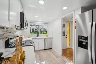 Photo #6: ML82006976 Listing 